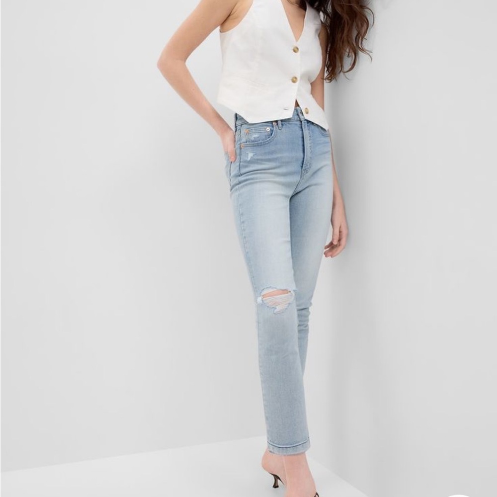 Gap NWT Size 27 Sky High Rise Vintage Slim Jeans